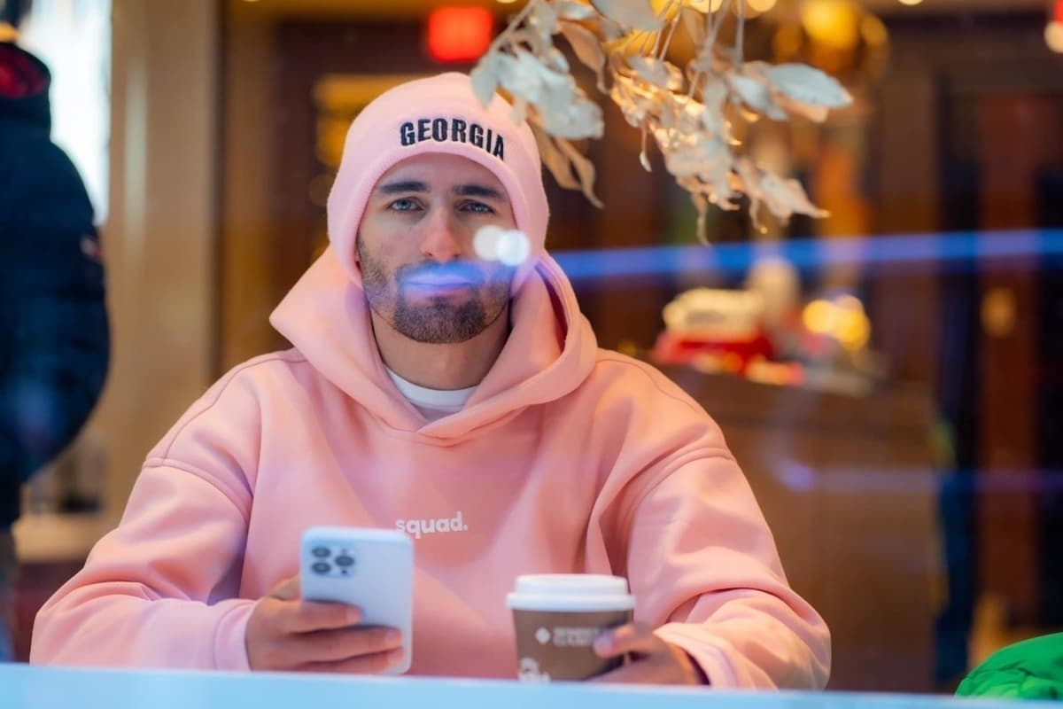 INTERVIEW MIT SOSO NEBIERIDZE, DEM BEKANNTESTEN REISEBLOGGER