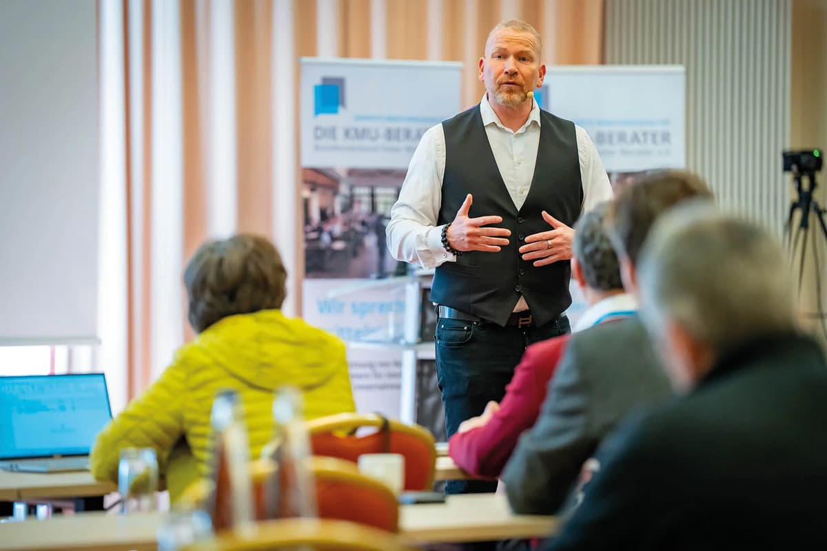 Fachtagung der KMU- Berater in Marburg: frischer Wind für Berat